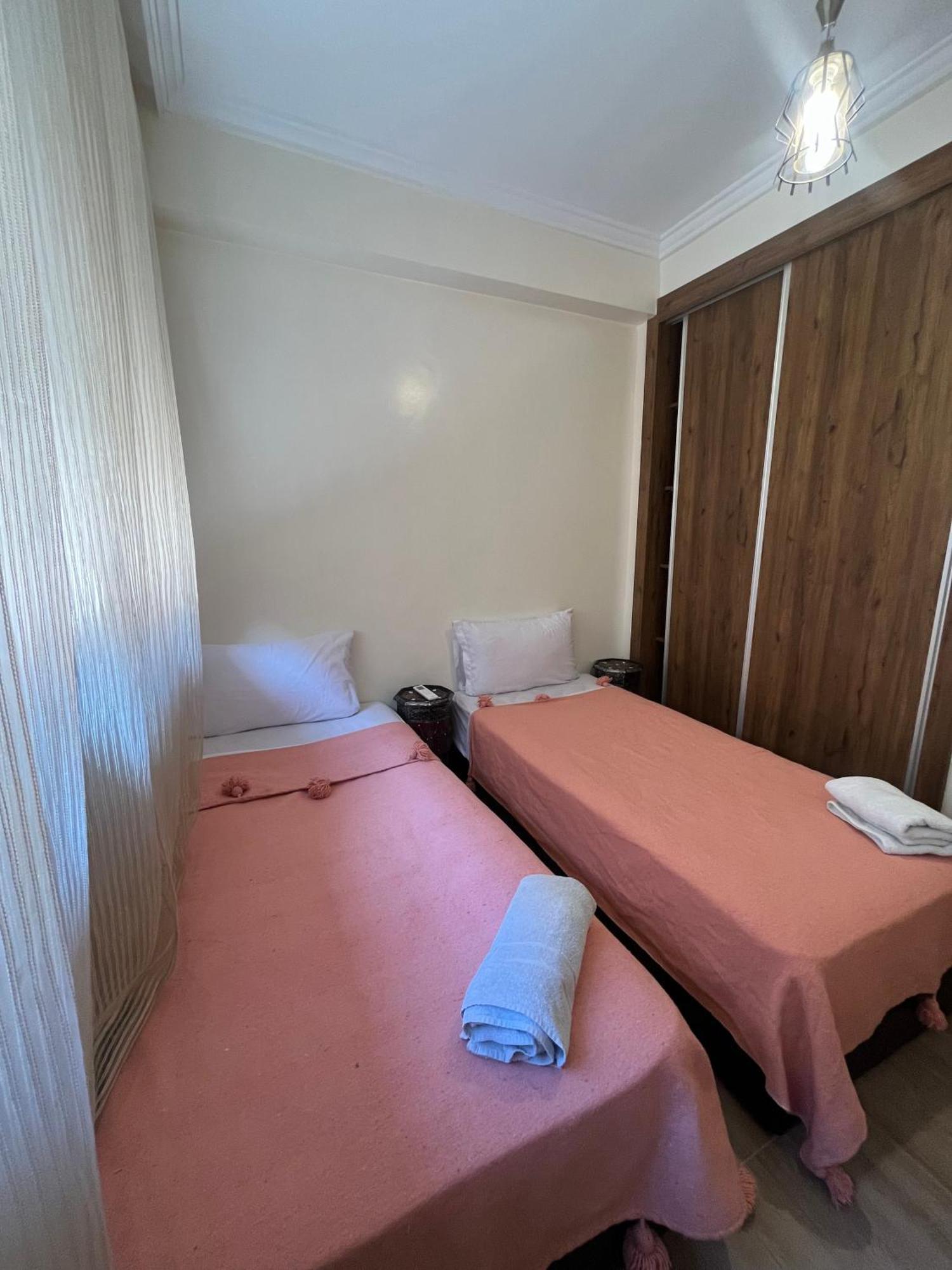 Marrakech Central Appartement With Pool Marrakesh Esterno foto
